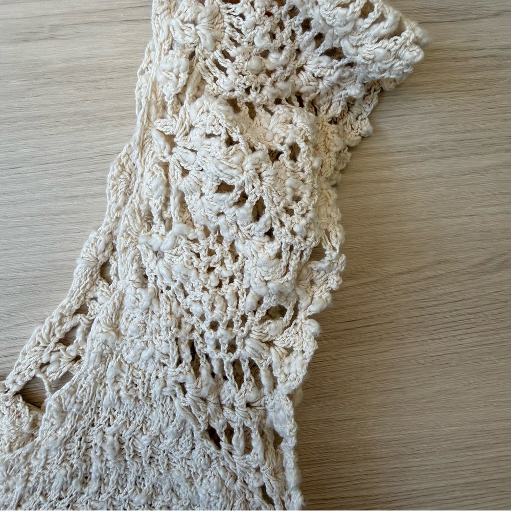 Rails Cream Crochet Ruffle Tank Top - Picture 4 of 9